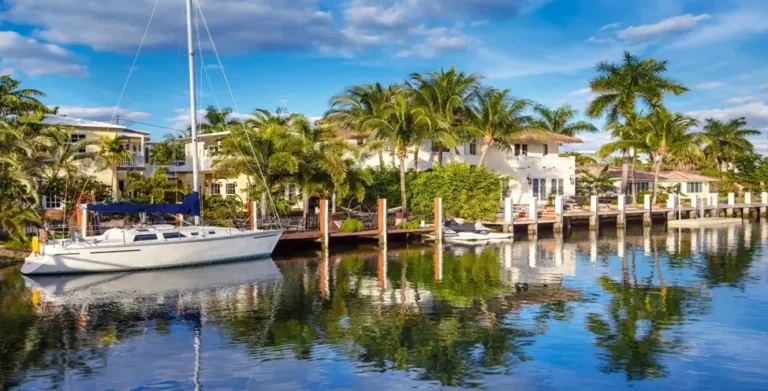 Best 7 Online Vacation Sites for Florida in 2026